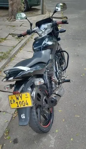 Bajaj Pulsar 150 2011