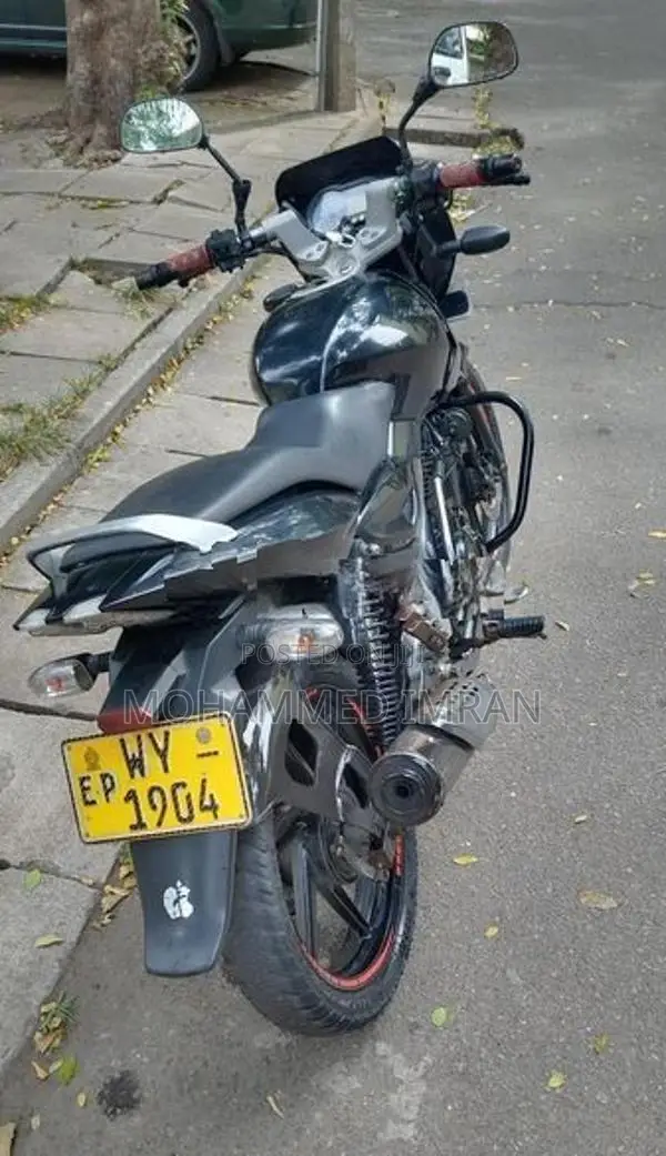 Bajaj Pulsar 150 2011