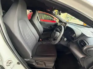 Toyota Yaris X Grade 2025