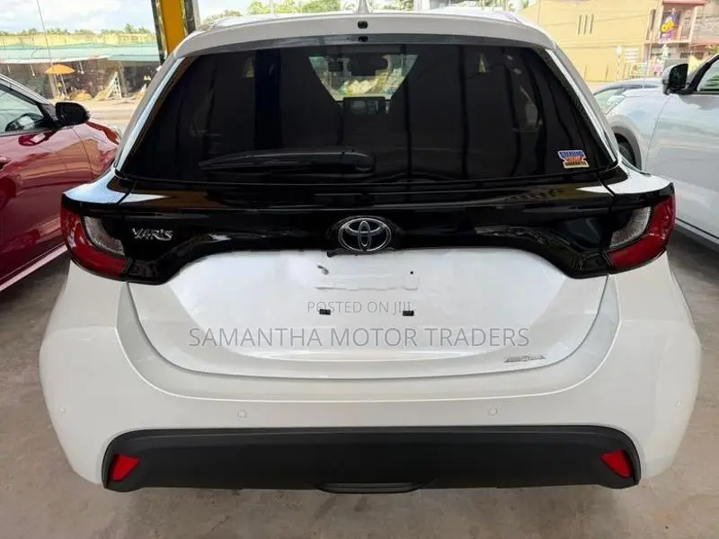 Toyota Yaris X Grade 2025