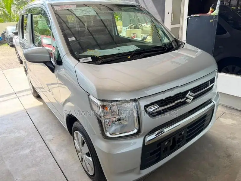 Suzuki Wagon R FX Petrol 2025