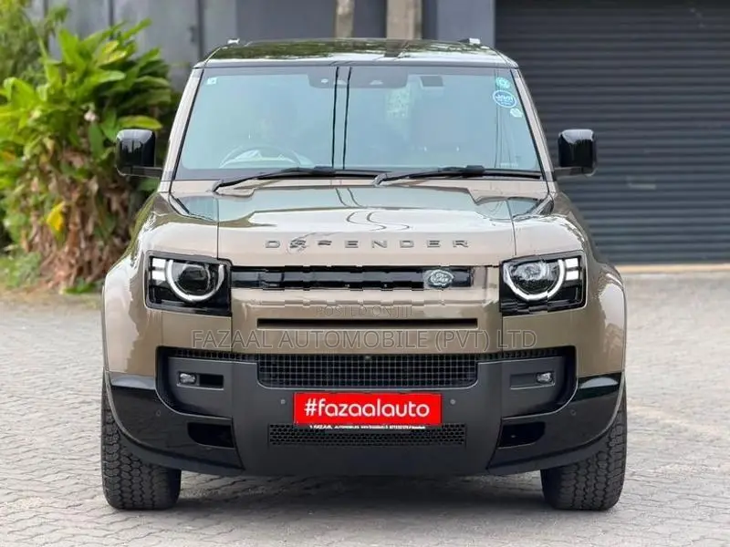 Land Rover Defender 110 X-Dynamic SE 2026