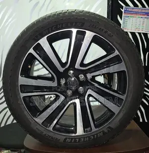 Range Rover SV 22inch Rims with tires