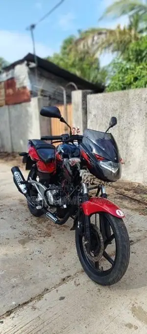 Bajaj Pulsar 180 2010