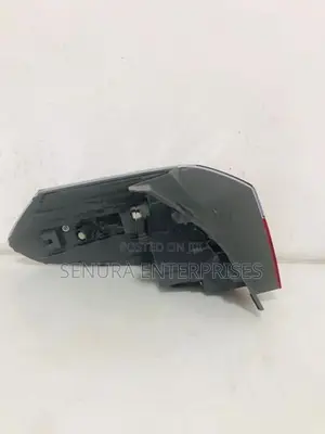 Honda Fit Shuttle GP7 Tail Light Rh