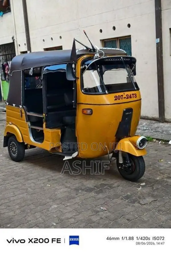 Bajaj RE 2 Stroke 2001