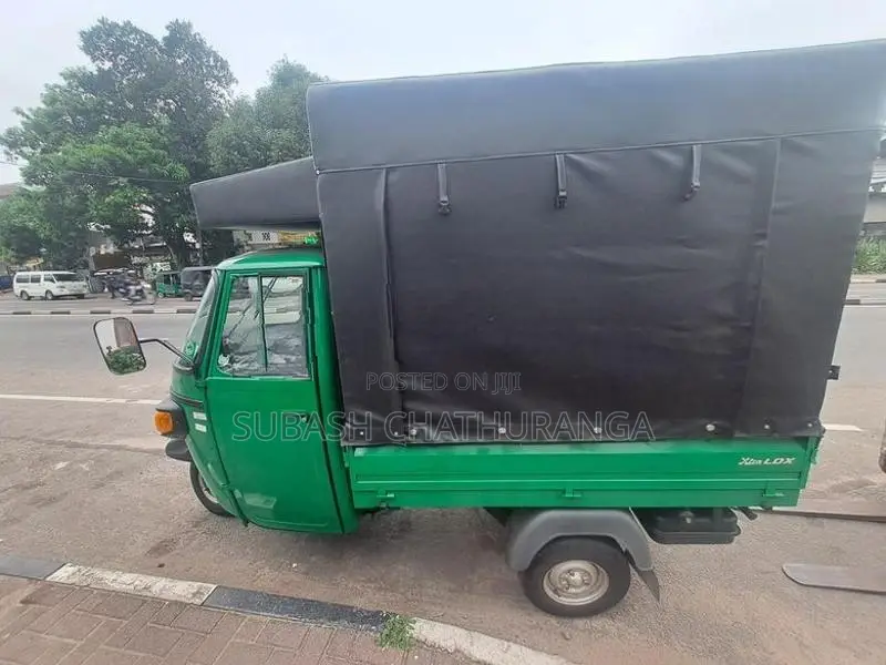 Piaggio Ape 2025