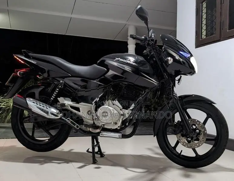 Bajaj Pulsar 150 2016