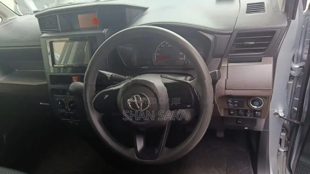 Toyota Roomy X Grade 2023