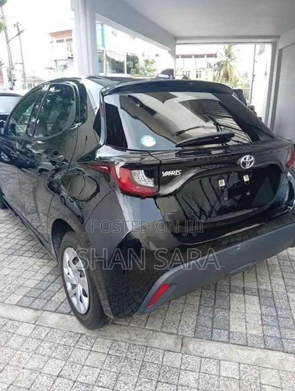 Toyota Yaris X Limited 2023