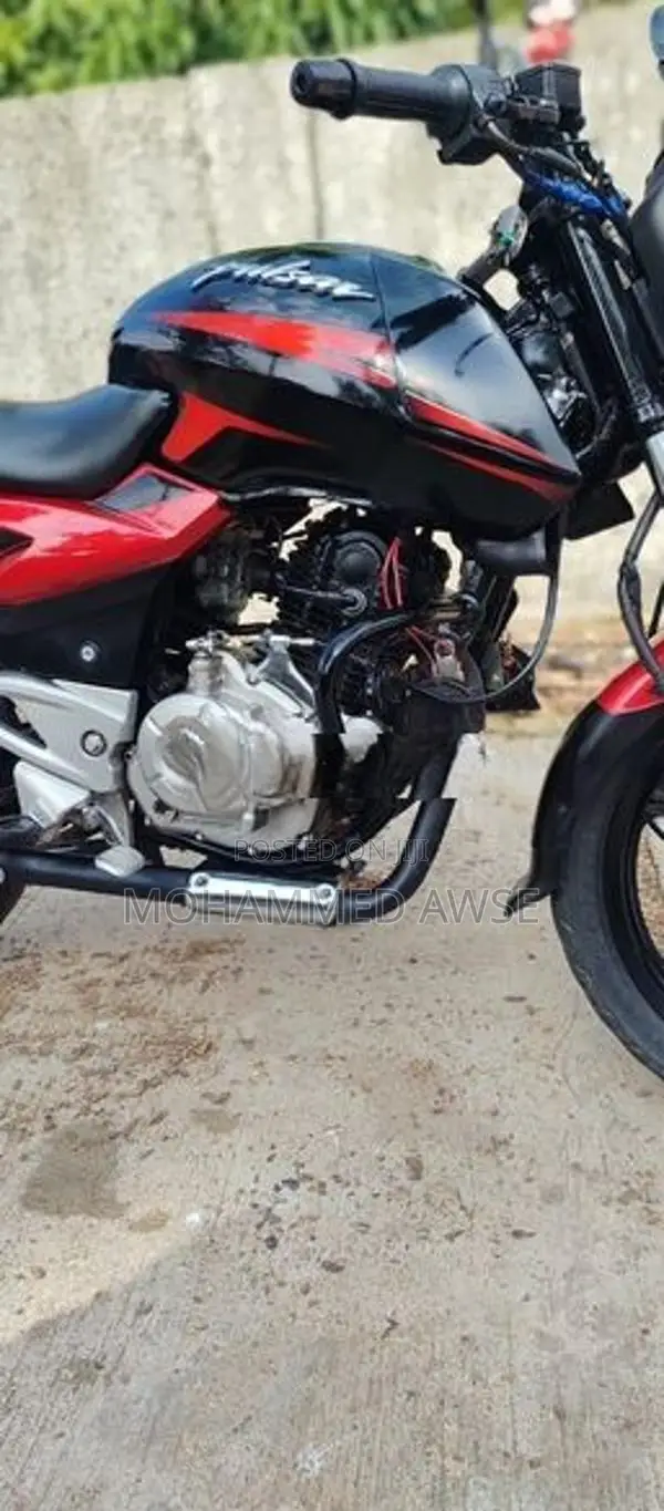 Bajaj Pulsar 180 2010