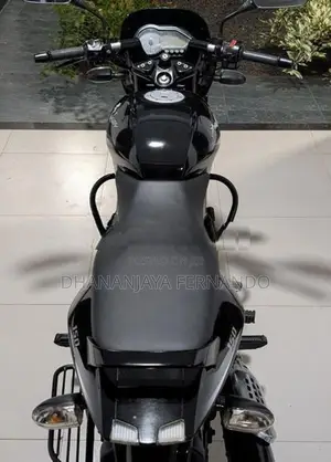 Bajaj Pulsar 150 2016