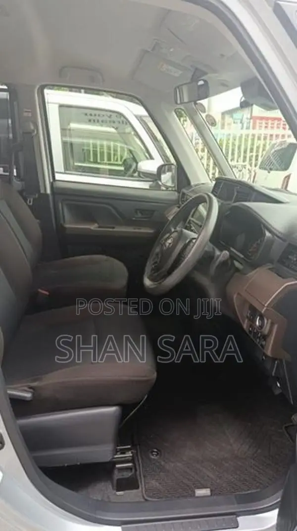 Toyota Roomy X Grade 2023