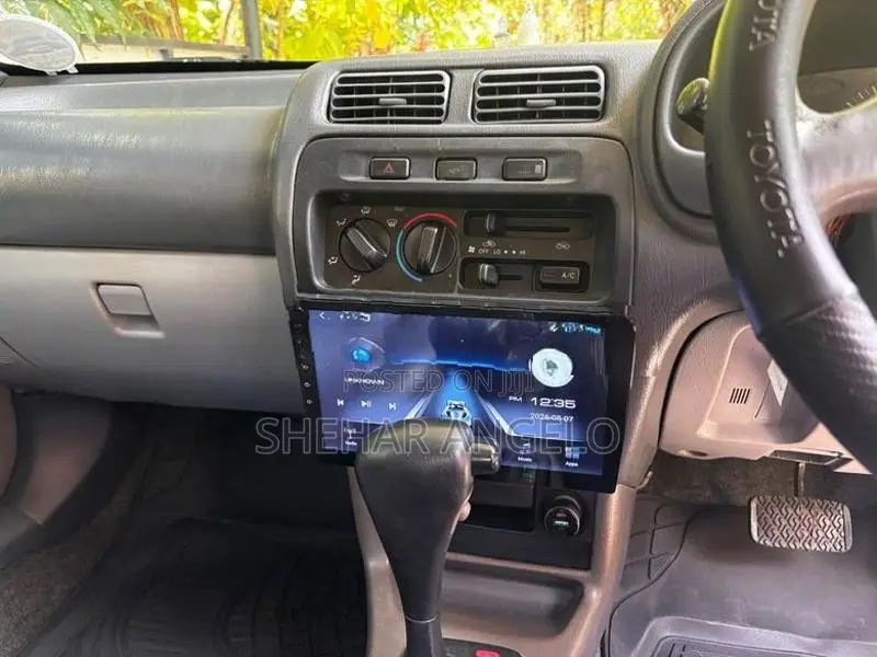 Toyota Starlet NP 90 1996
