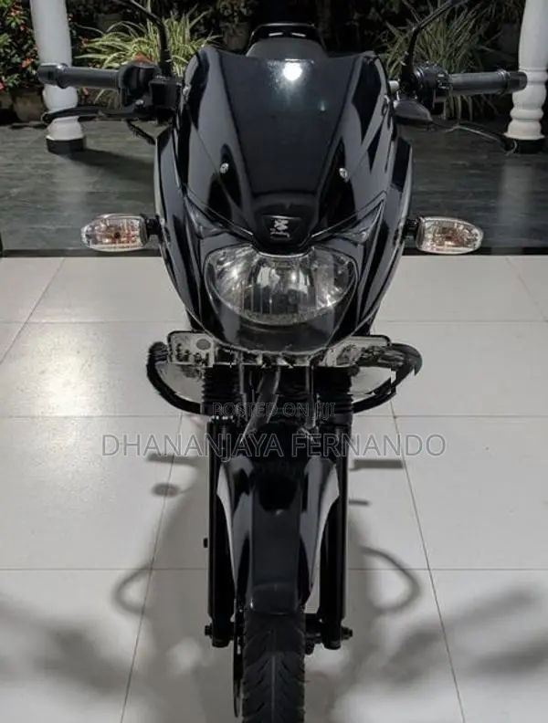 Bajaj Pulsar 150 2016