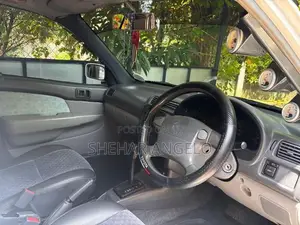 Toyota Starlet NP 90 1996