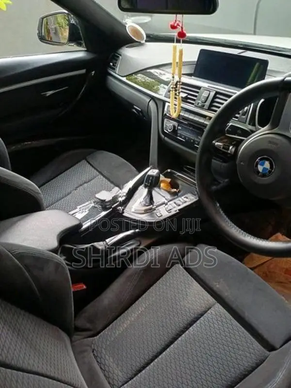 BMW 318i Edition 2018
