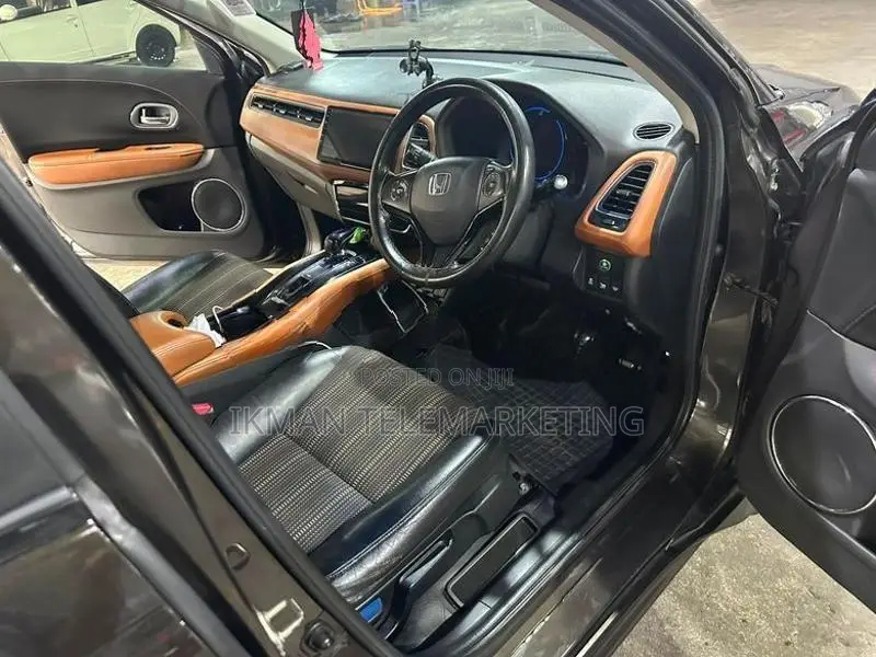 Honda Vezel 2015