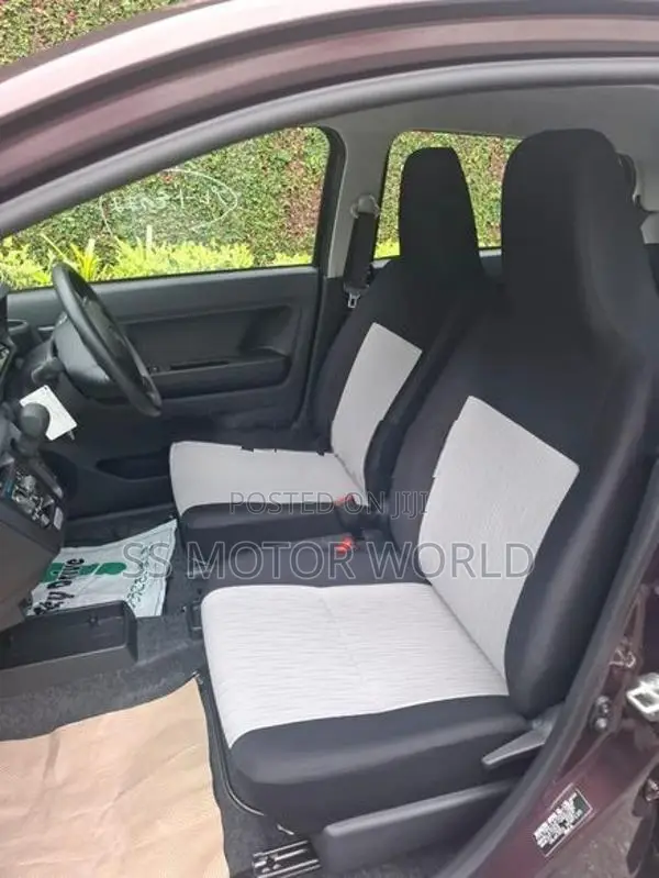 Daihatsu Mira L SA3 2025