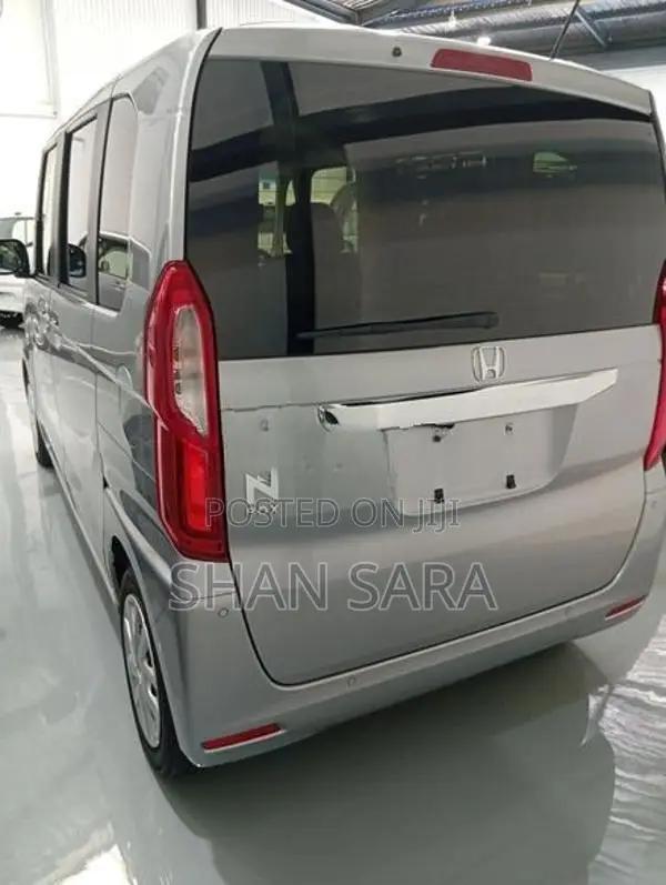 Honda N-Box G Grade 2024