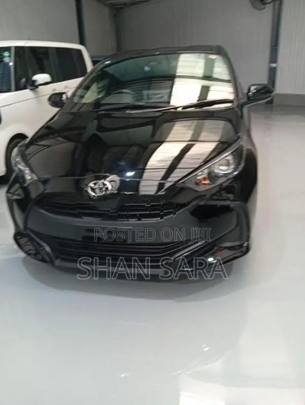 Toyota Yaris X Limited 2023