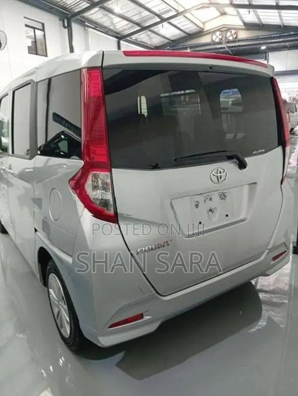 Toyota Roomy X Grade 2023