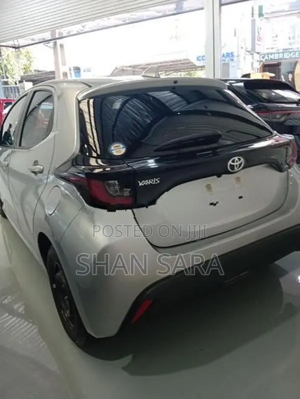 Toyota Yaris X Limited 2023
