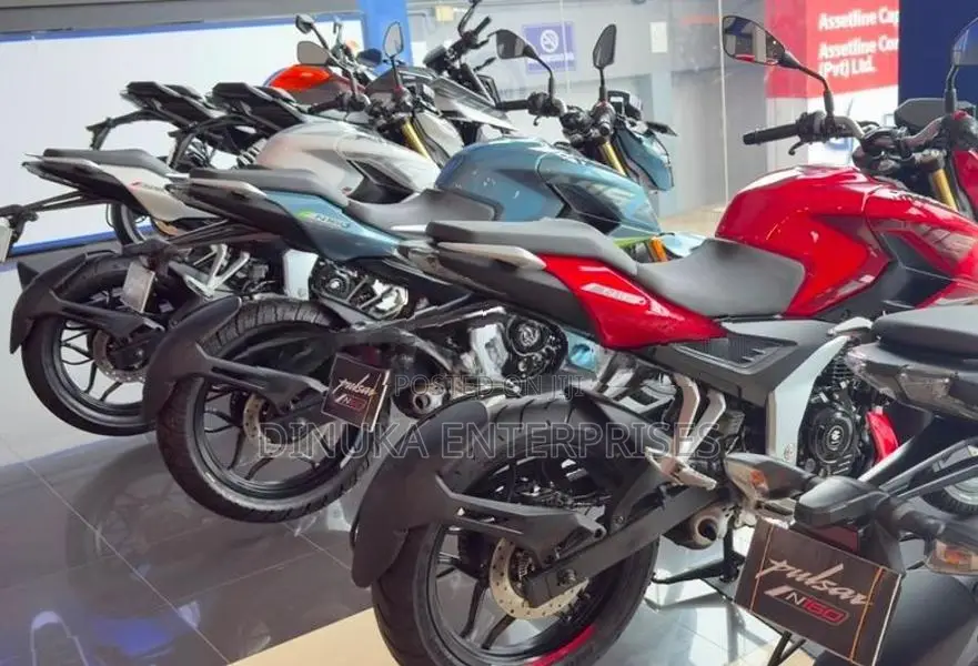 Bajaj Pulsar N160 Premium 2026