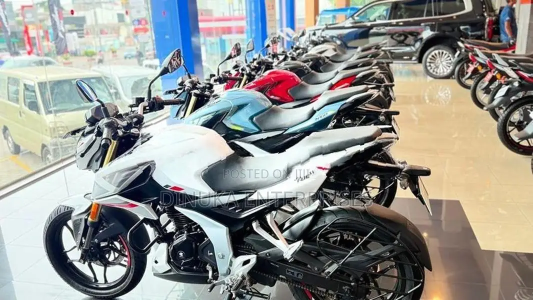 Bajaj Pulsar N160 Premium 2026
