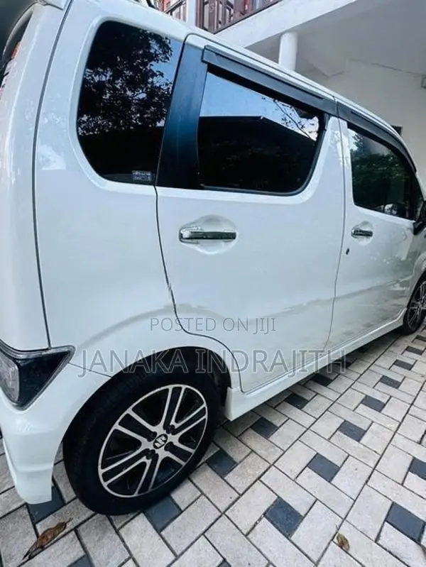 Suzuki Wagon R Stingray 2016
