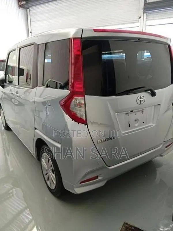 Toyota Roomy X Grade 2023
