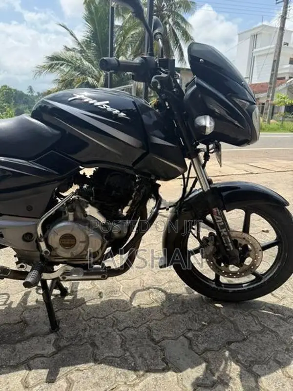 Bajaj Pulsar 150 2016