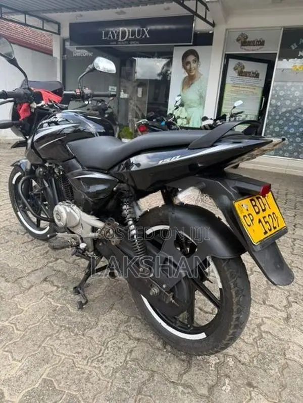 Bajaj Pulsar 150 2016