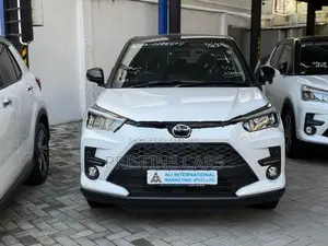 Toyota Raize Z 1,000CC 4WD 2025
