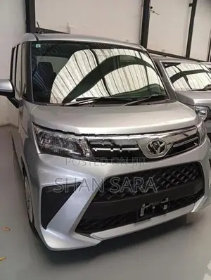Toyota Roomy X 2023
