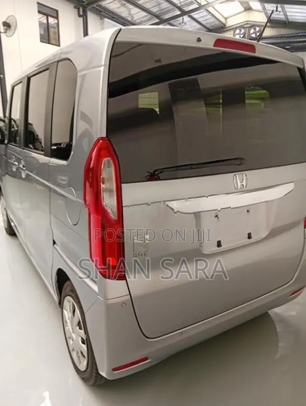 Honda N-Box G 2023