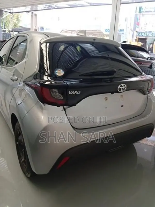 Toyota Yaris X Limited 2023