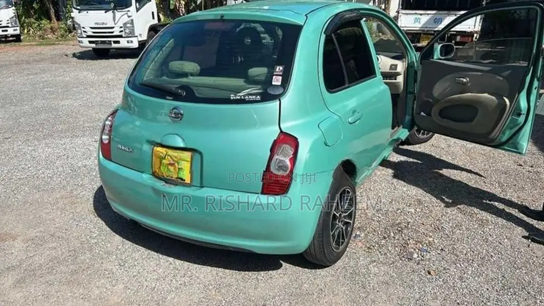 Nissan March 2007
