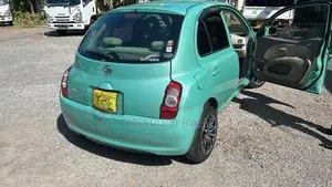 Nissan March 2007