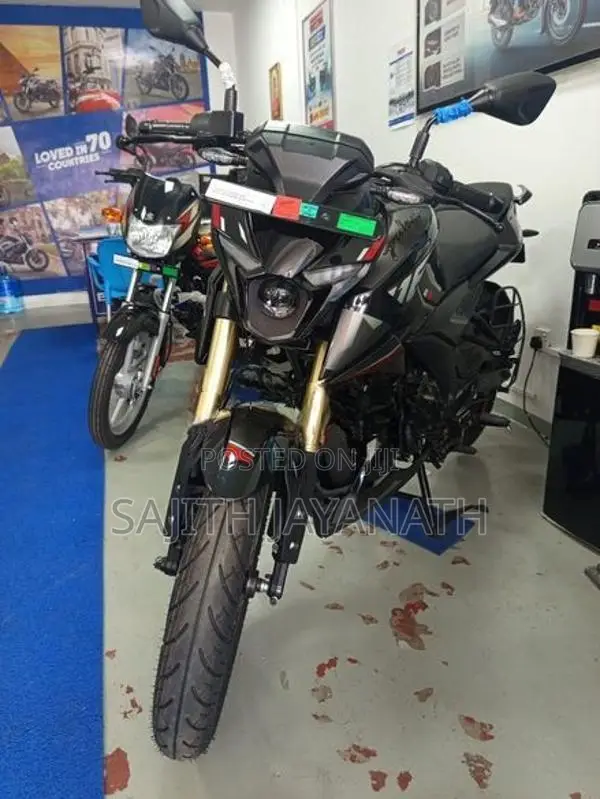 Bajaj Pulsar N160 Premium 2025