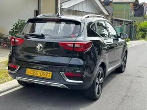 MG ZS 2019
