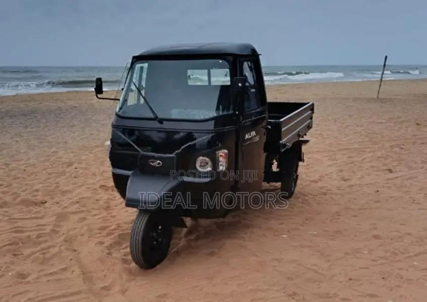 Mahindra Alfa Load Career 2026