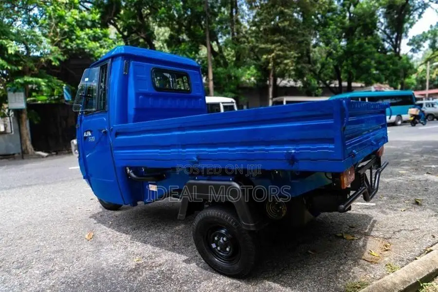 Mahindra Alfa Load Career 2026