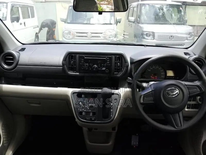 Toyota Passo X 2023