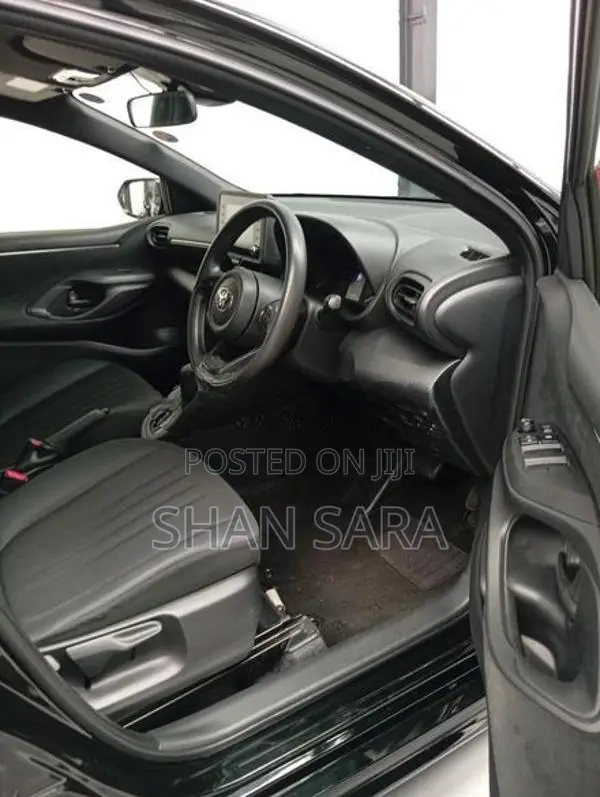 Toyota Yaris X Limited 2023