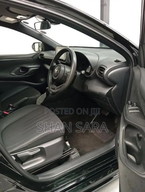 Toyota Yaris X Limited 2023