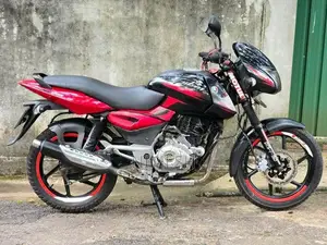 Bajaj Pulsar 150 2017