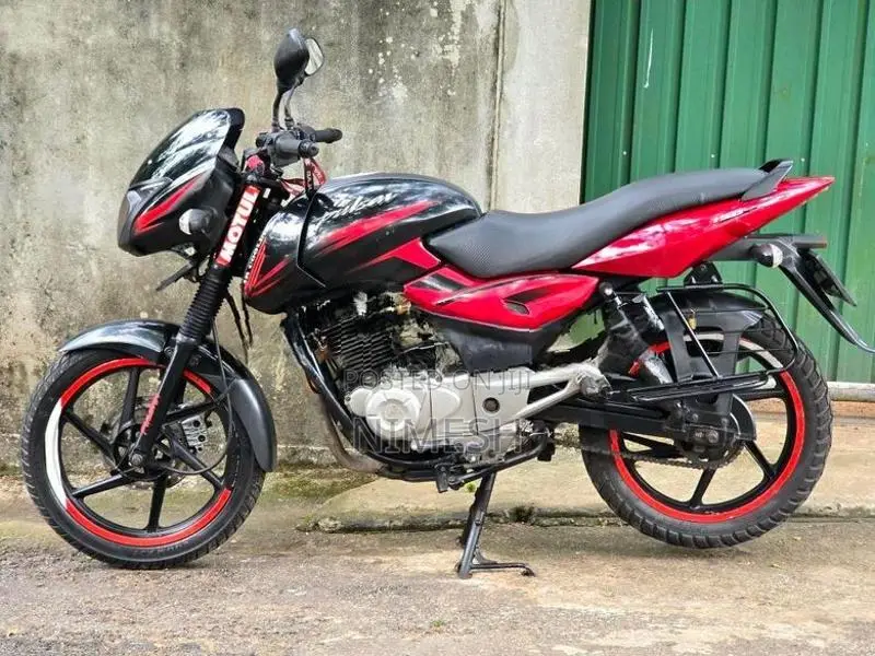 Bajaj Pulsar 150 2017