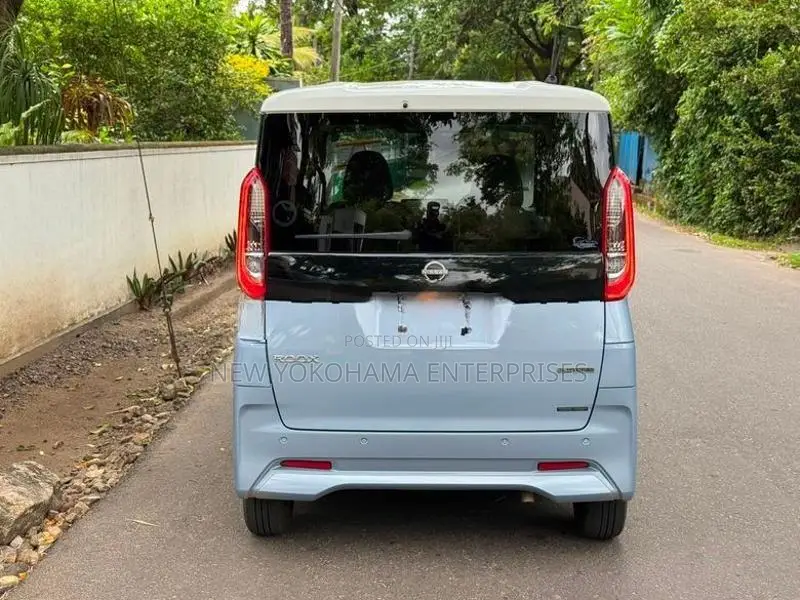 Nissan Roox X Hybrid 2023