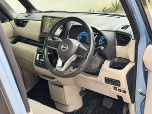 Nissan Roox X Hybrid 2023
